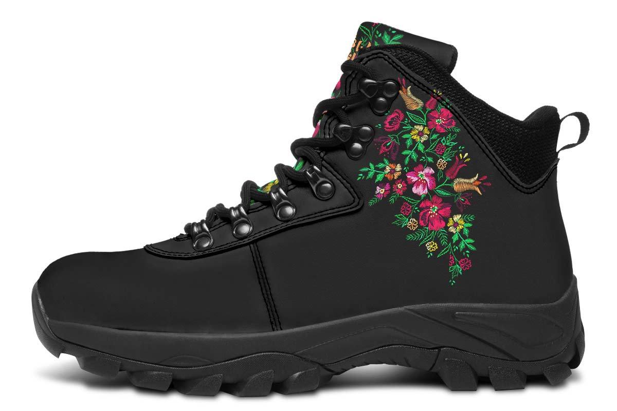 Outdoorboots-105FlowerStitches00041-Blk-YWV-STR1.jpg